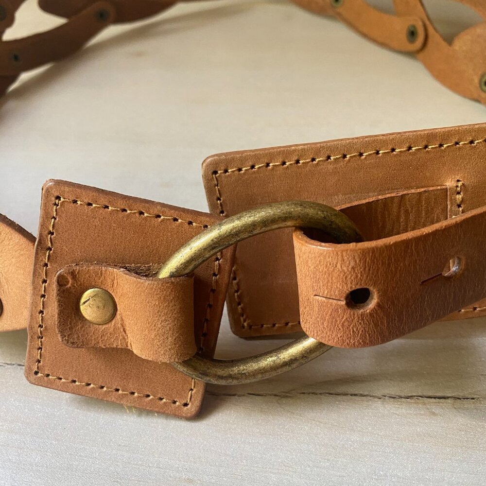 FRYE AND CO. Tan Leather Belt with Gold Buckle - Picture 6 of 11